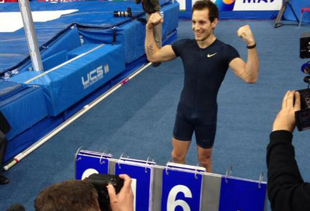 LAVILLENIE-WORLD-RECORD-1