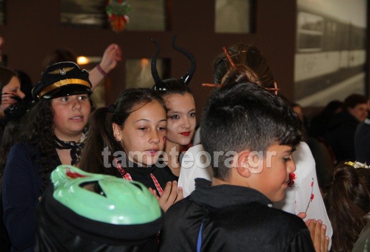 4oDHMOTIKOPARTYMASKE6316_00017