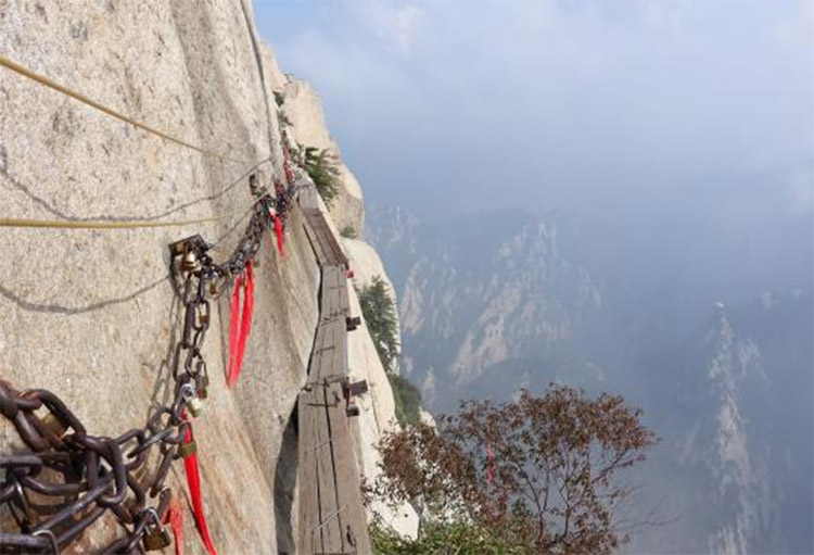 MONOPATIHUASHAN1