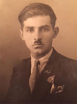 Ο Έφεδρος Υπολοχαγός Δημήτριος Ζιώγας, σε νεαρή ηλικία πριν τον πόλεμο