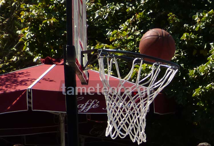 Street basketball 3 on 3